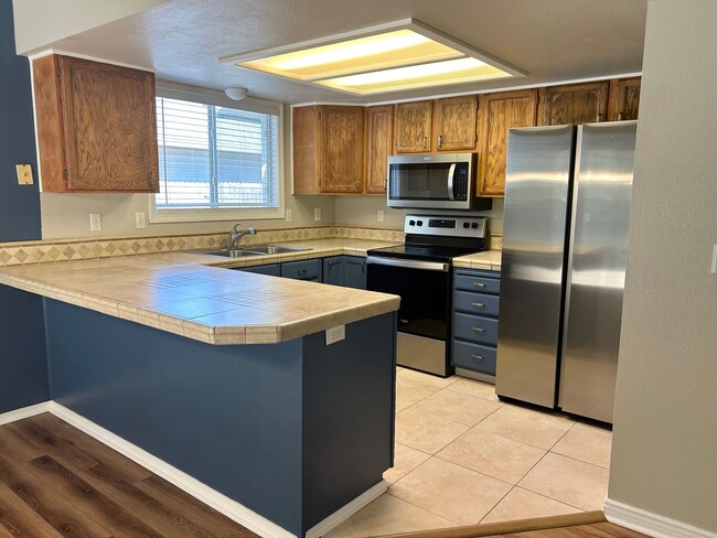 Building Photo - Beautiful Single-Level Home with a Private Backyard Retreat!