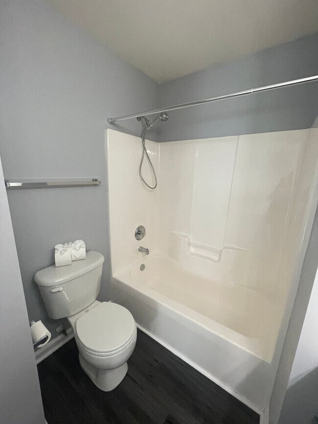 Building Photo - Lovely 3 Bedroom Home in Greer Near Gibb S...
