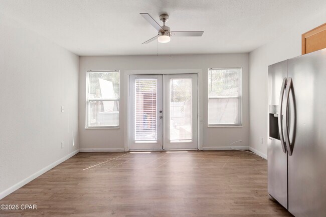 Building Photo - 4455 W 19th St