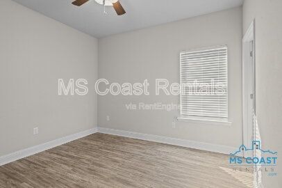 Building Photo - 8712 Park Ridge Ct