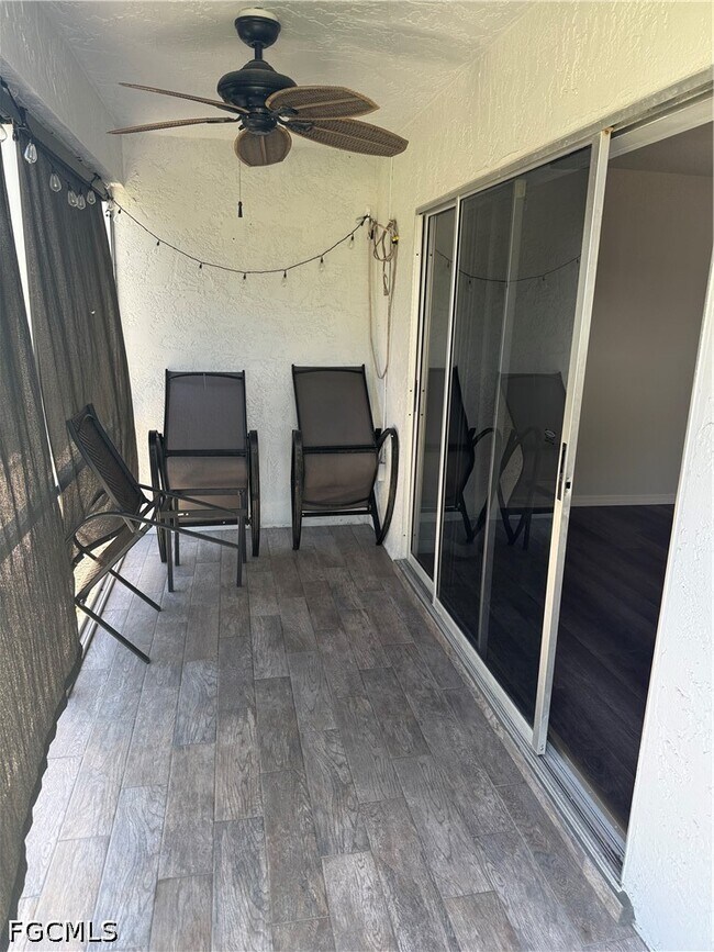 Building Photo - 5031 SW 16th Pl