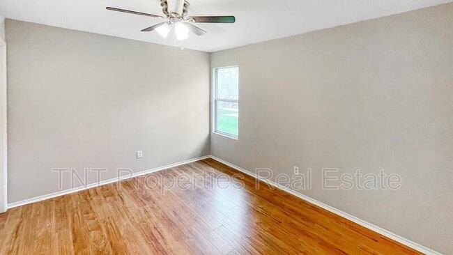 Building Photo - 1100 Cottage Grove Cir