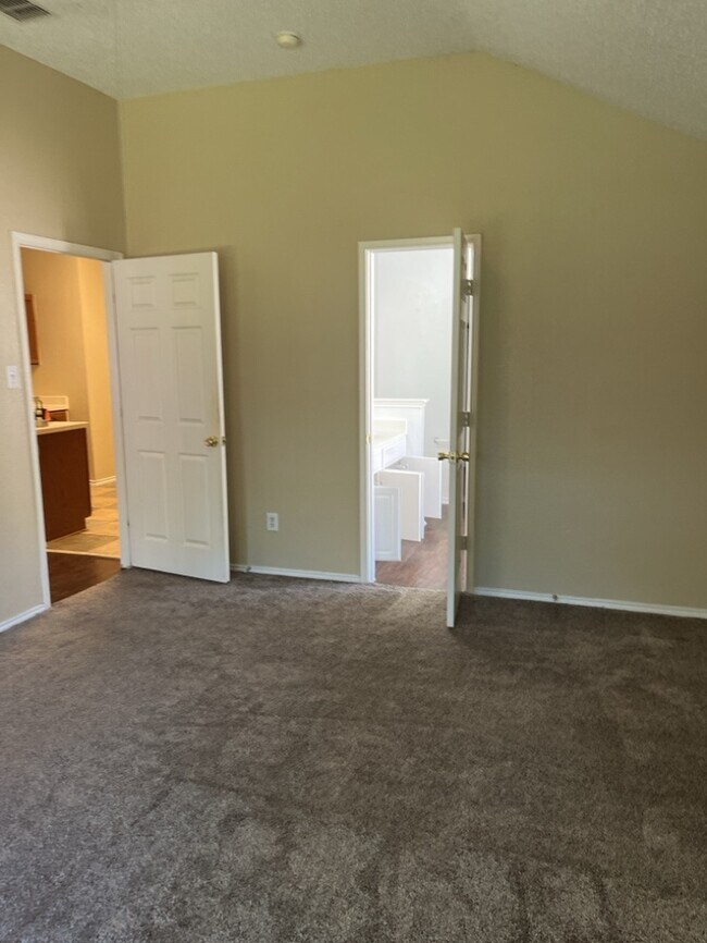 Building Photo - Great home in Windmill Farms! 3/2/2