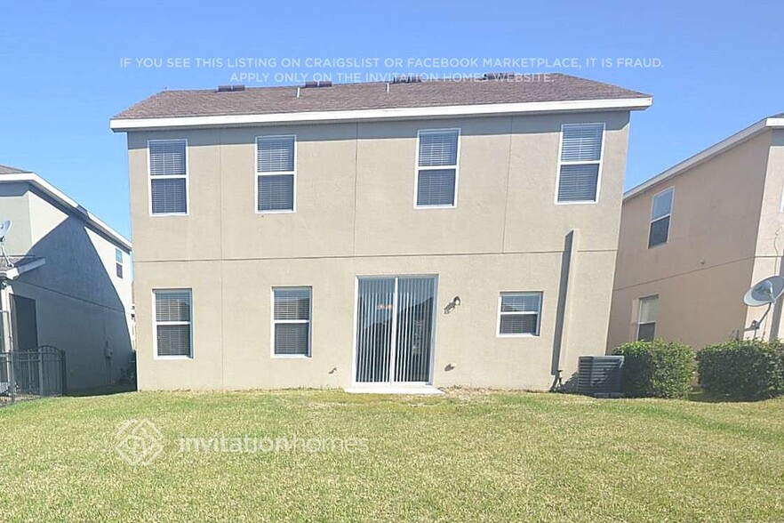Building Photo - 8828 Royal Enclave Blvd