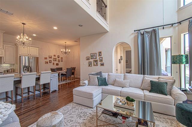 Building Photo - 7039 Comal Dr