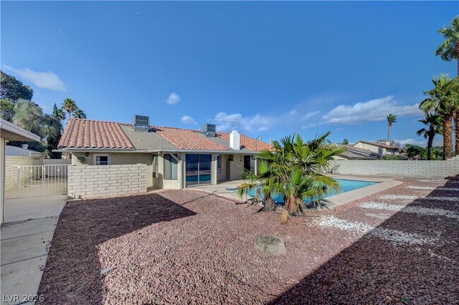 Building Photo - 6635 Costa Brava Rd
