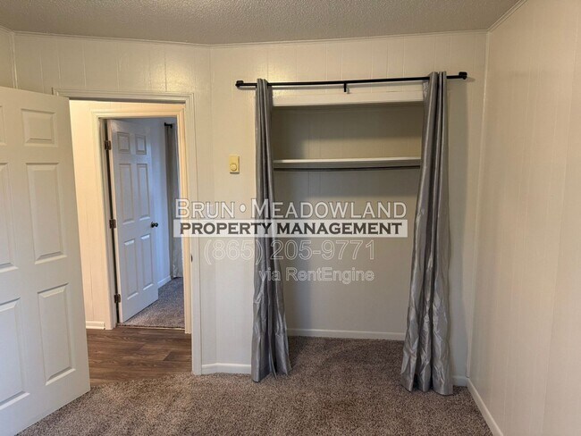 Building Photo - 1424 McArthur Rd