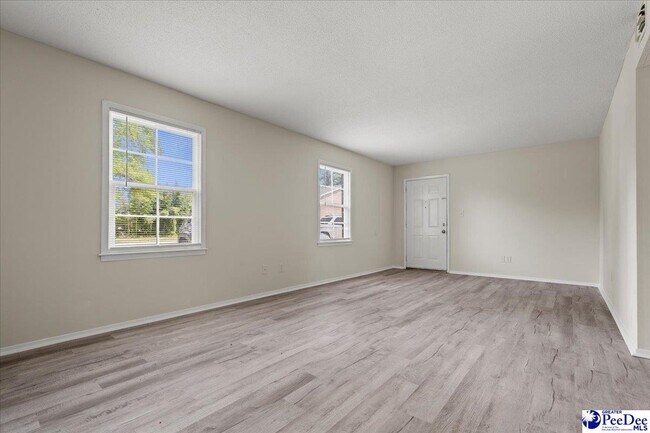 Building Photo - 319 Revell Dr