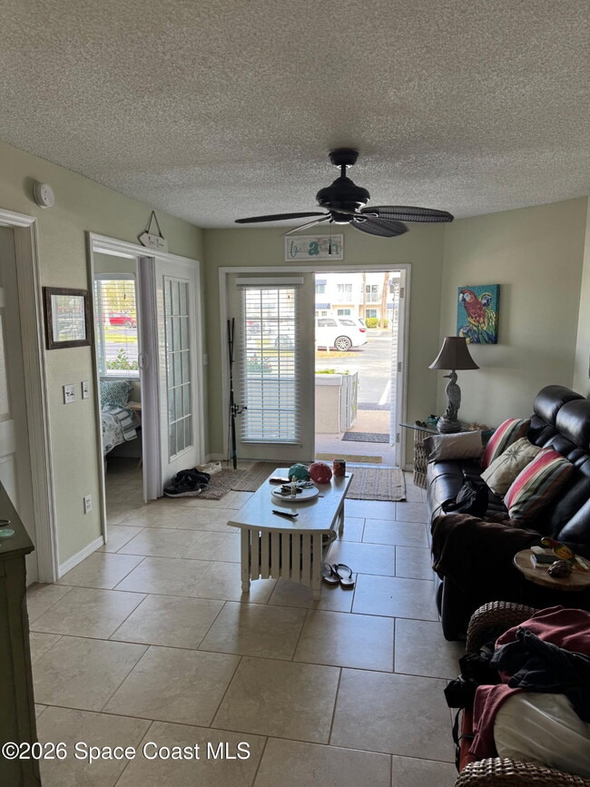 Building Photo - 8600 Ridgewood Ave