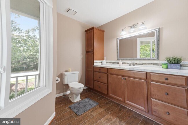 Building Photo - 47656 Pennrun Way