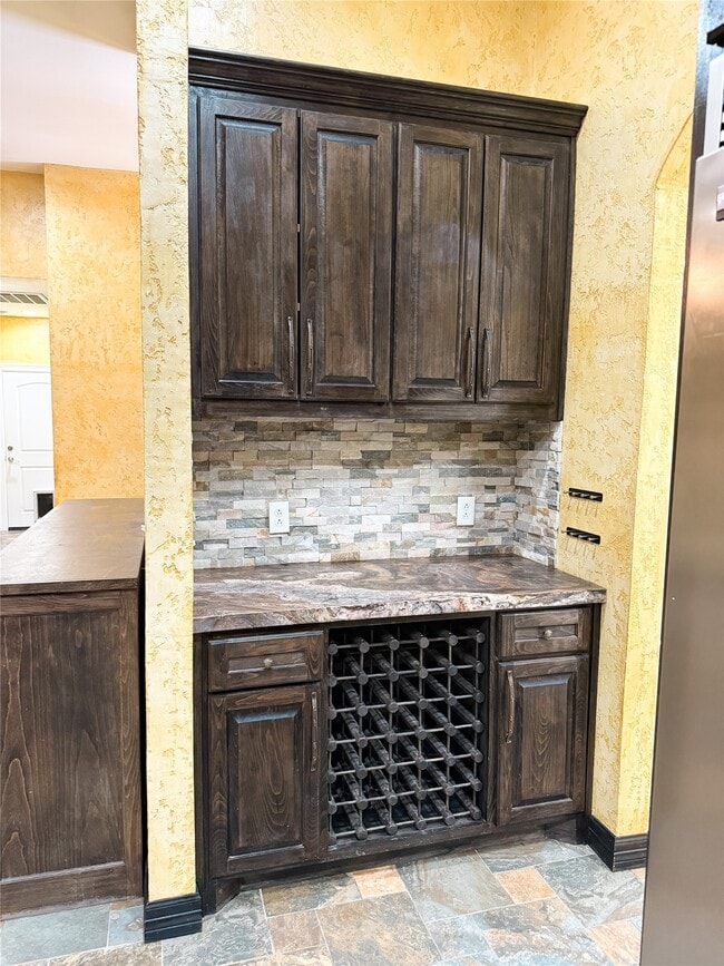 Building Photo - 12250 Charlotte Dr