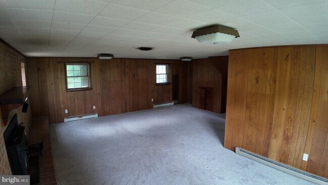 Building Photo - 8936 Goldsborough Neck Rd
