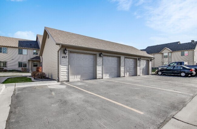 Building Photo - 467 S 2550 W