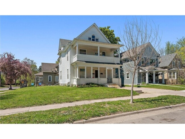 Building Photo - 2703 N Humboldt Ave