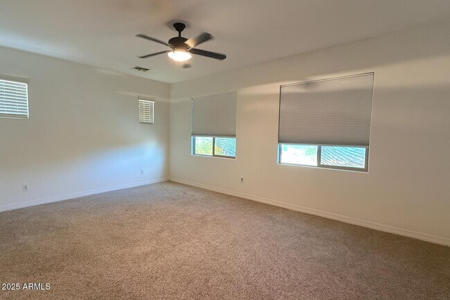 Building Photo - 4941 S White Pl