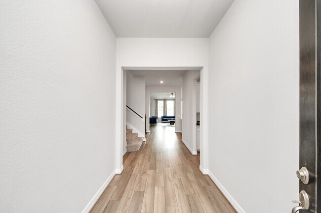 Building Photo - 2830 Tumlinson Dr