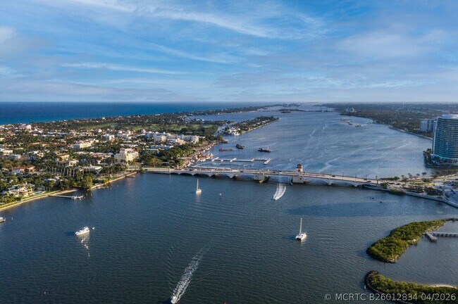 Building Photo - 550 Okeechobee Blvd