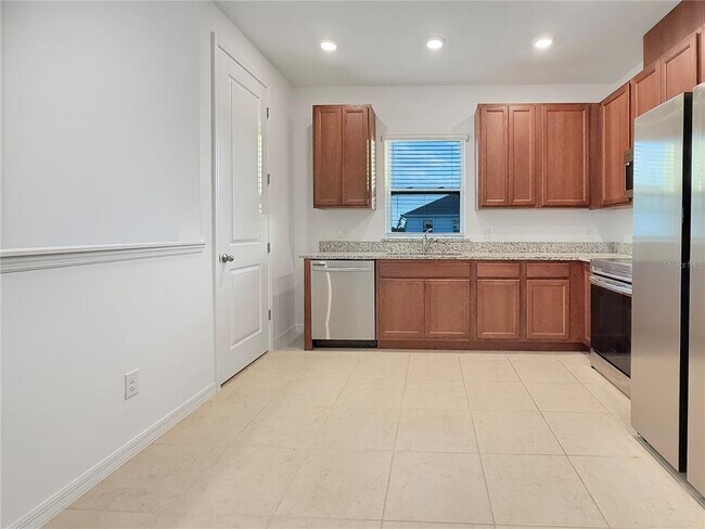 Building Photo - 6502 Rover Wy