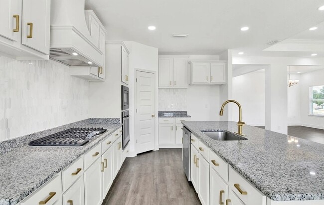 Building Photo - 30872 Semper Dr