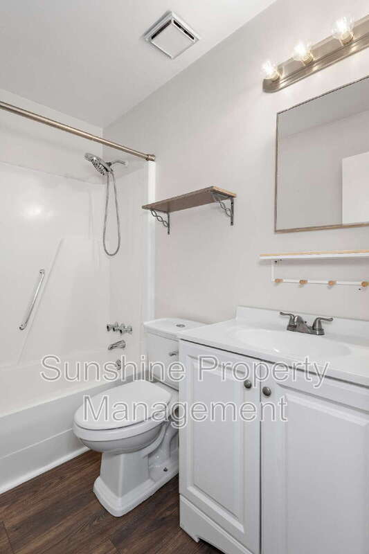 Building Photo - 735 W Ocean View Ave