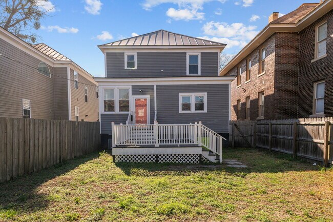 Building Photo - 1220 National Ave