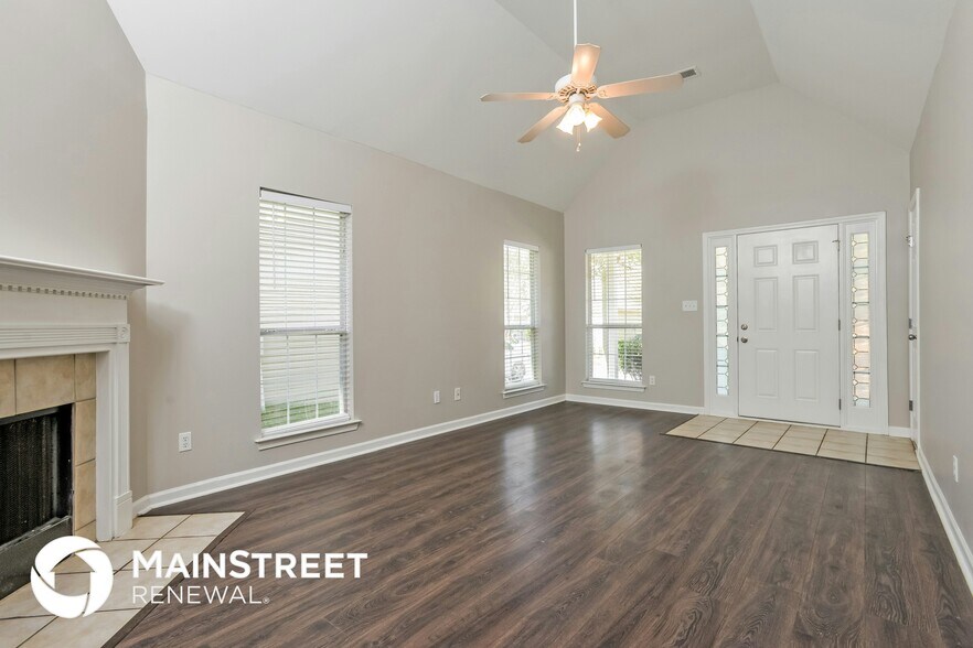 Building Photo - 255 Forest Lakes Dr