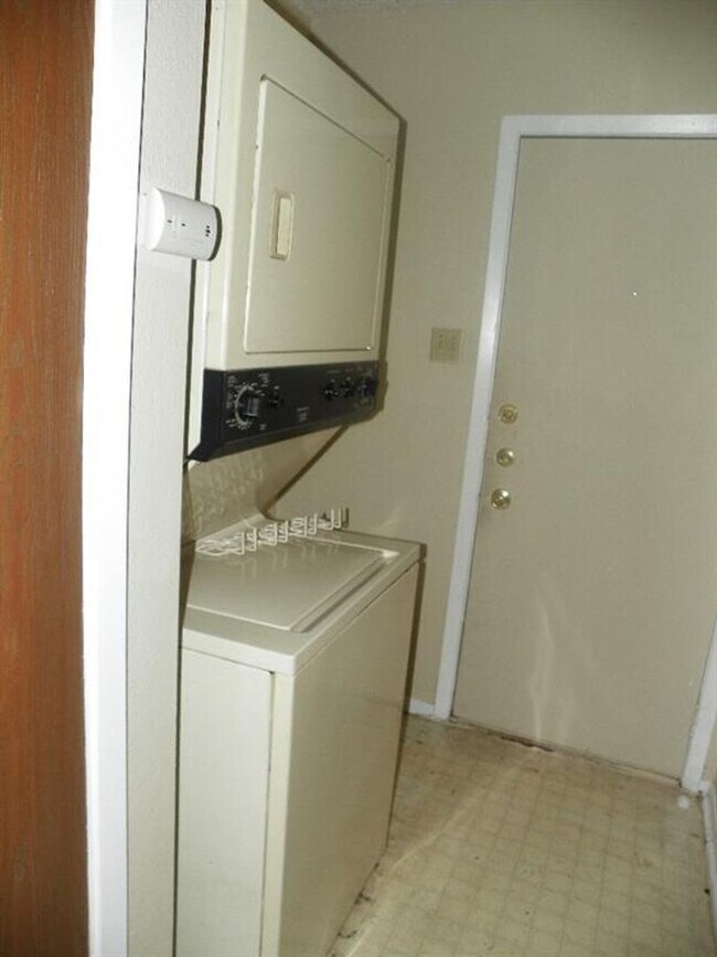Building Photo - 4402 Limewood Ct