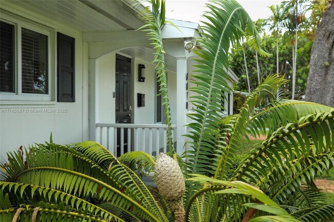 Building Photo - 8870 SW 86th St