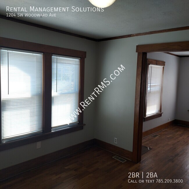 Building Photo - 1204 SW Woodward Ave