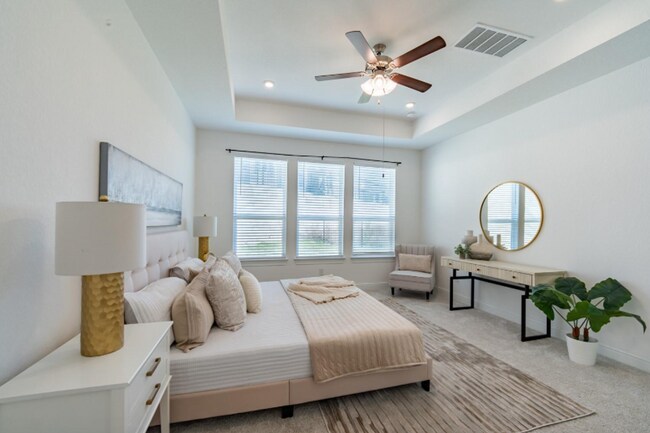 Building Photo - 1040 Villa Rialto View