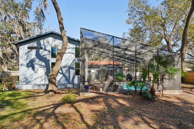Building Photo - 14910 Northwood Village Ln