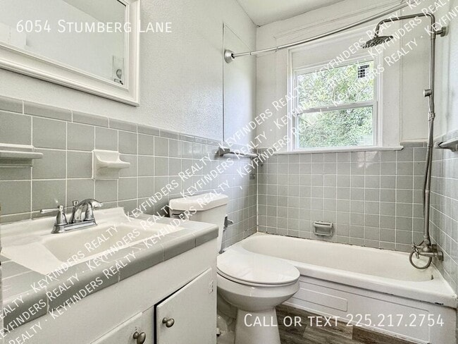 Building Photo - 6054 Stumberg Ln