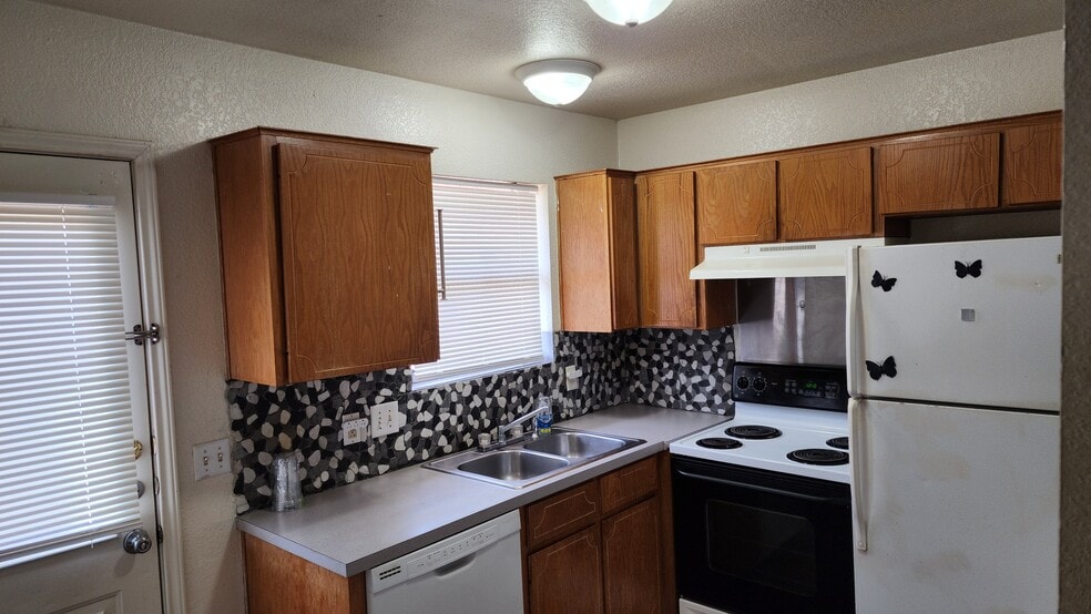 Building Photo - 1106 Shanarae Cir