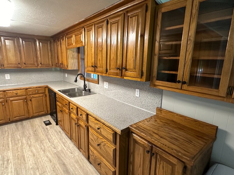 Building Photo - 1247 Wooten Dr