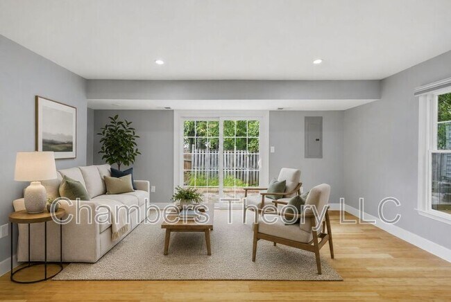 Building Photo - 5713 Independence Cir