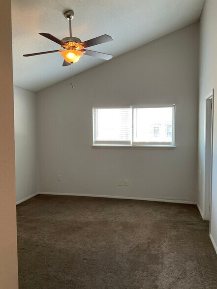 Building Photo - 4701 Flat Shoals Rd