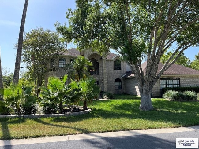 Building Photo - 901 Avenida Morelos