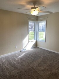 Building Photo - 3 Bedrooms, 1 Bathroom Single Family Home in Brainerd, MN w/garage