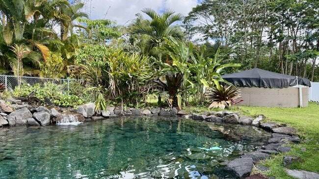 Building Photo - 16-2063-2063 Pearl Dr