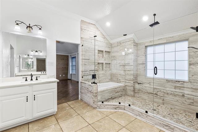 Building Photo - 1512 Chester Dr