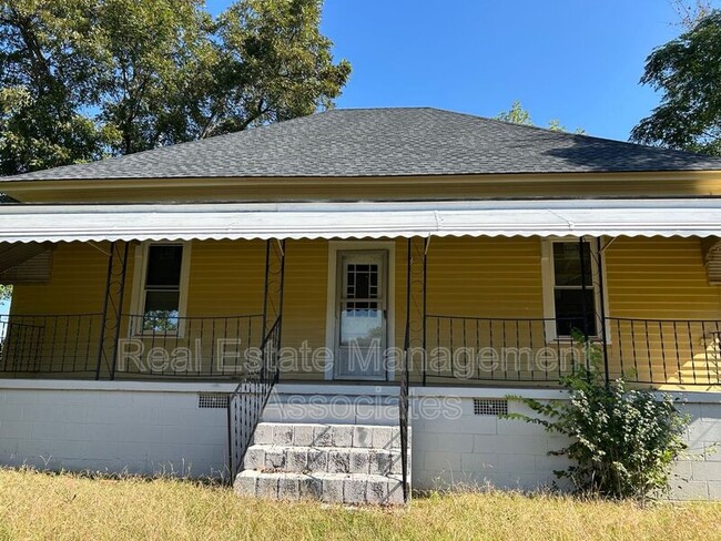 Building Photo - 119 Spalding St