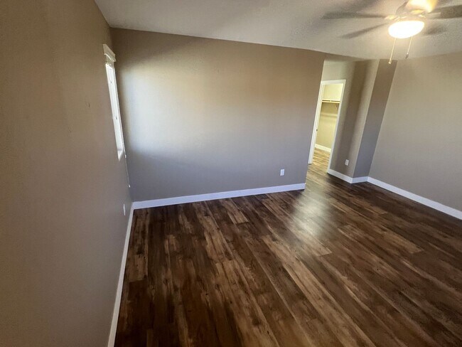Building Photo - Located in the Southwest 3 Bed | 2.5 Bath | Loft | 2-Car Garage spacious backyard