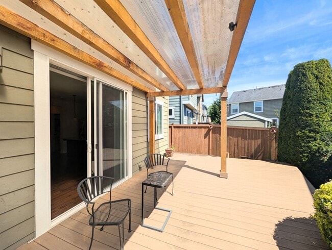 Building Photo - 3Bd/2.5Ba Lynnwood Home