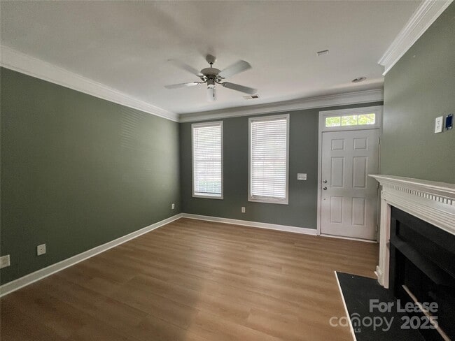 Building Photo - 202 Welton Way