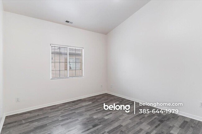 Building Photo - 3827 S Big River Wy