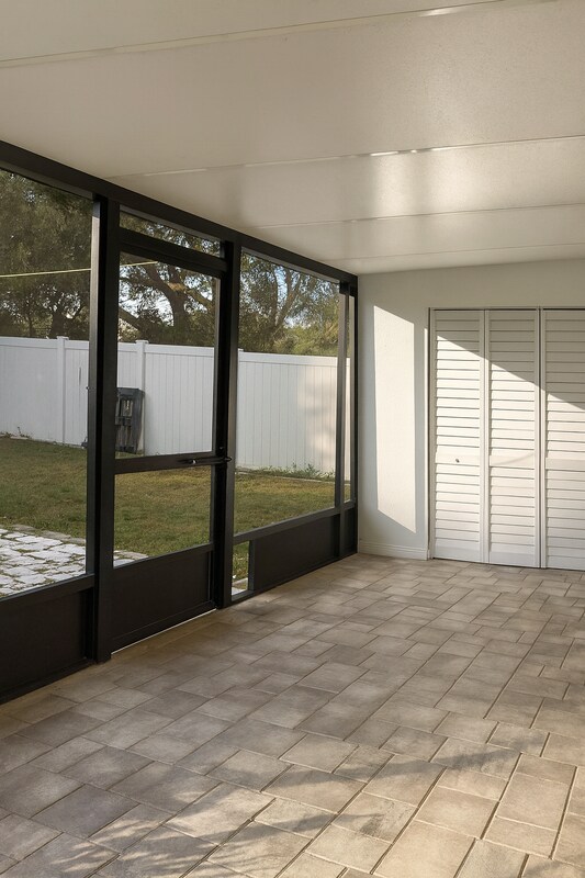 Building Photo - 1431 Thistledown Dr