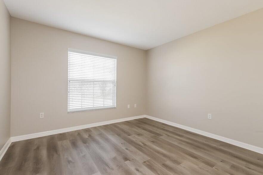 Building Photo - 2864 Meridian Point Ln