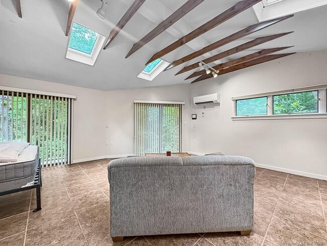 Building Photo - 609 Indian Springs Ct