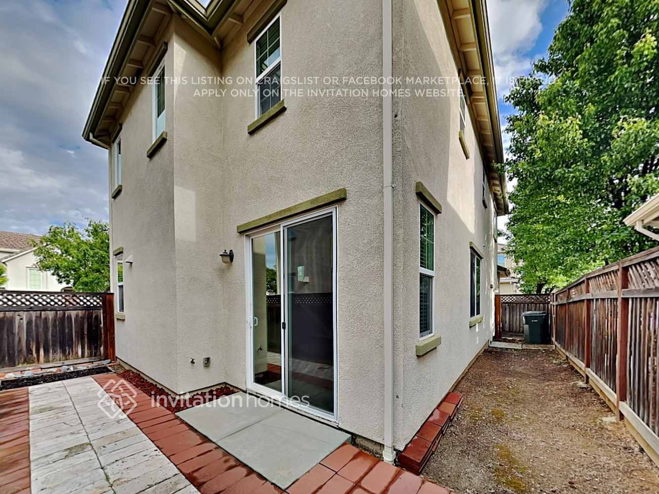 Building Photo - 815 Equinox Loop