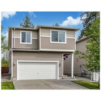 Building Photo - Beautifully Updated 4 Bed and 2.5 Bath Hom...